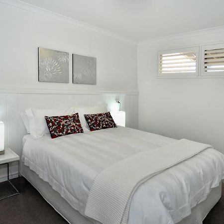Albany Central Apartments Room photo